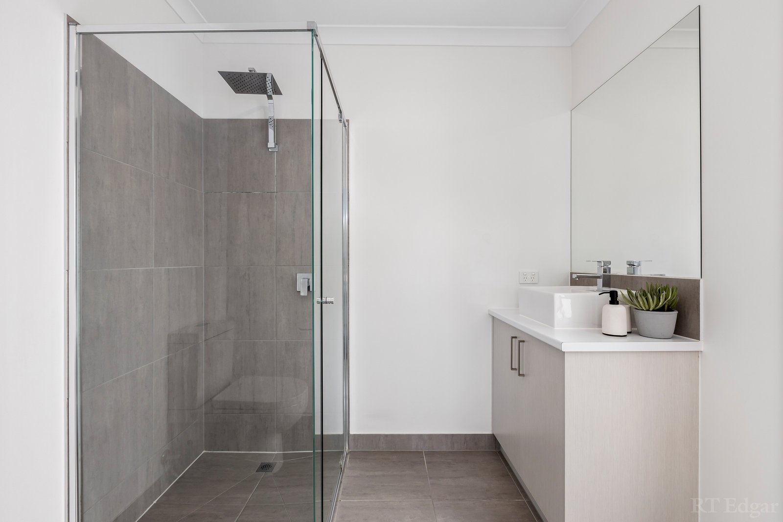 Real Estate and Property in 110 Devlins Road, Ocean Grove, VIC