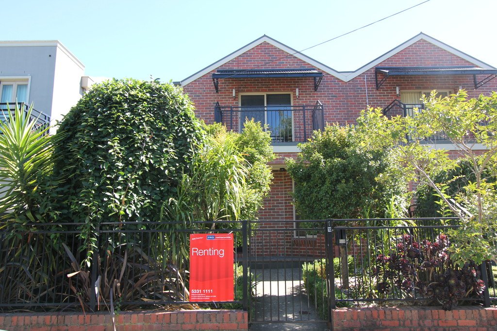 1/10 Devon Street LAKE WENDOUREE 1