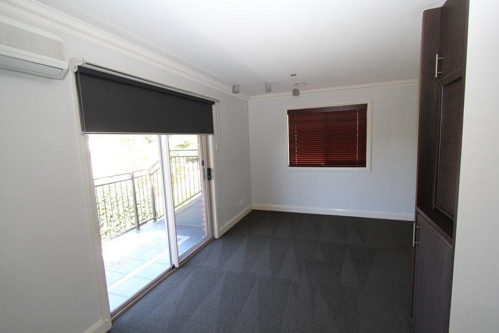 1/10 Devon Street LAKE WENDOUREE 11