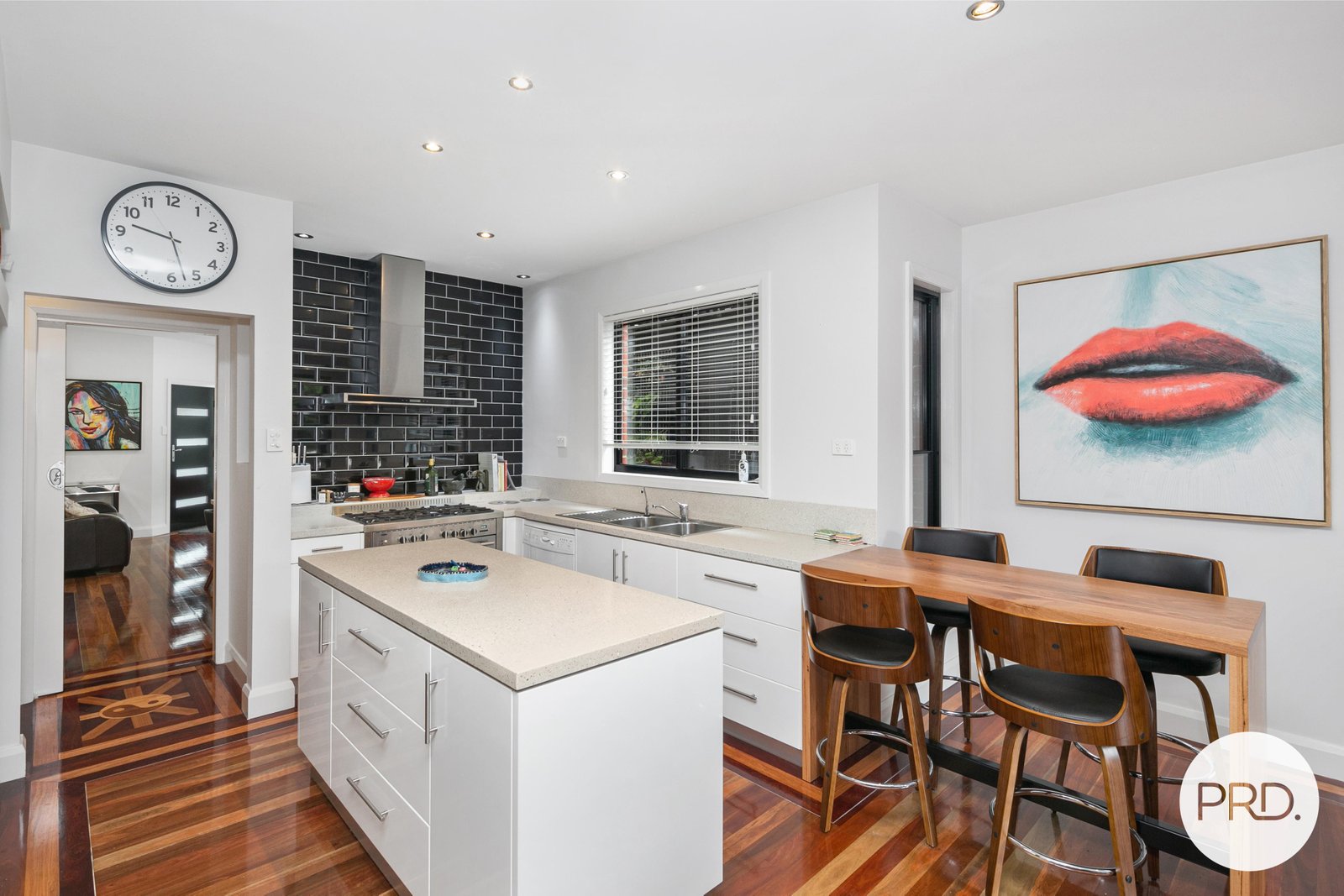 1/10 Devon Street LAKE WENDOUREE 5