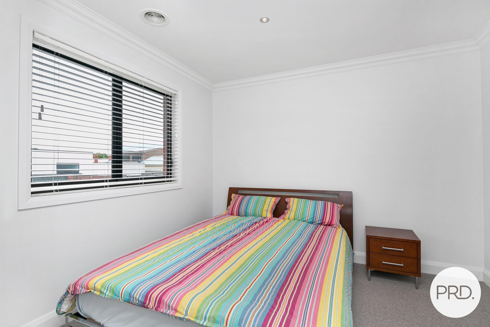 1/10 Devon Street LAKE WENDOUREE 10