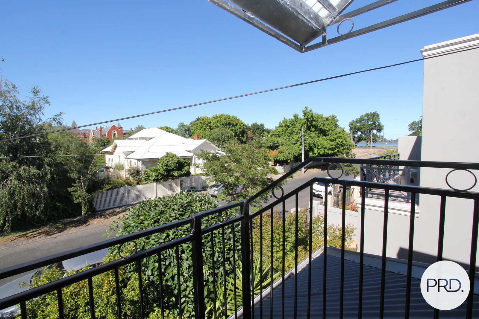 1/10 Devon Street LAKE WENDOUREE 3