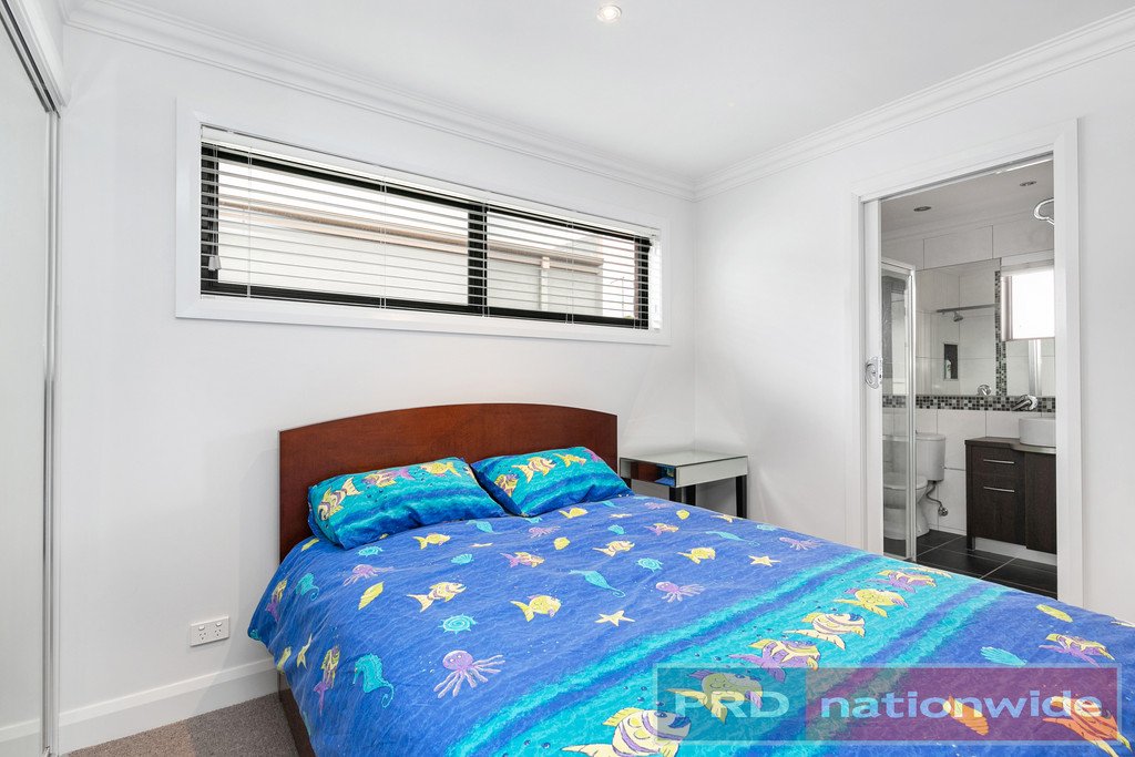 1/10 Devon Street LAKE WENDOUREE 7