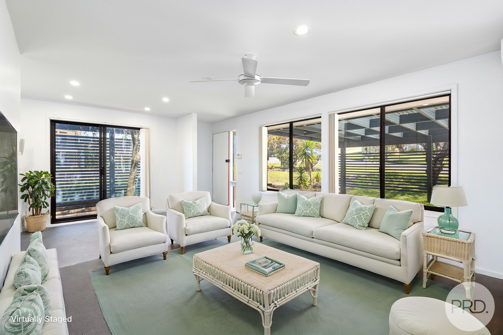1/10 Dixon Drive NELSON BAY 5
