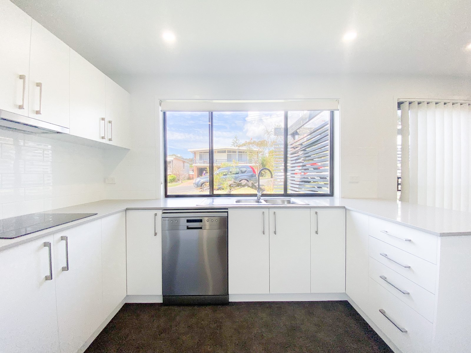 1/10 Dixon Drive NELSON BAY 7