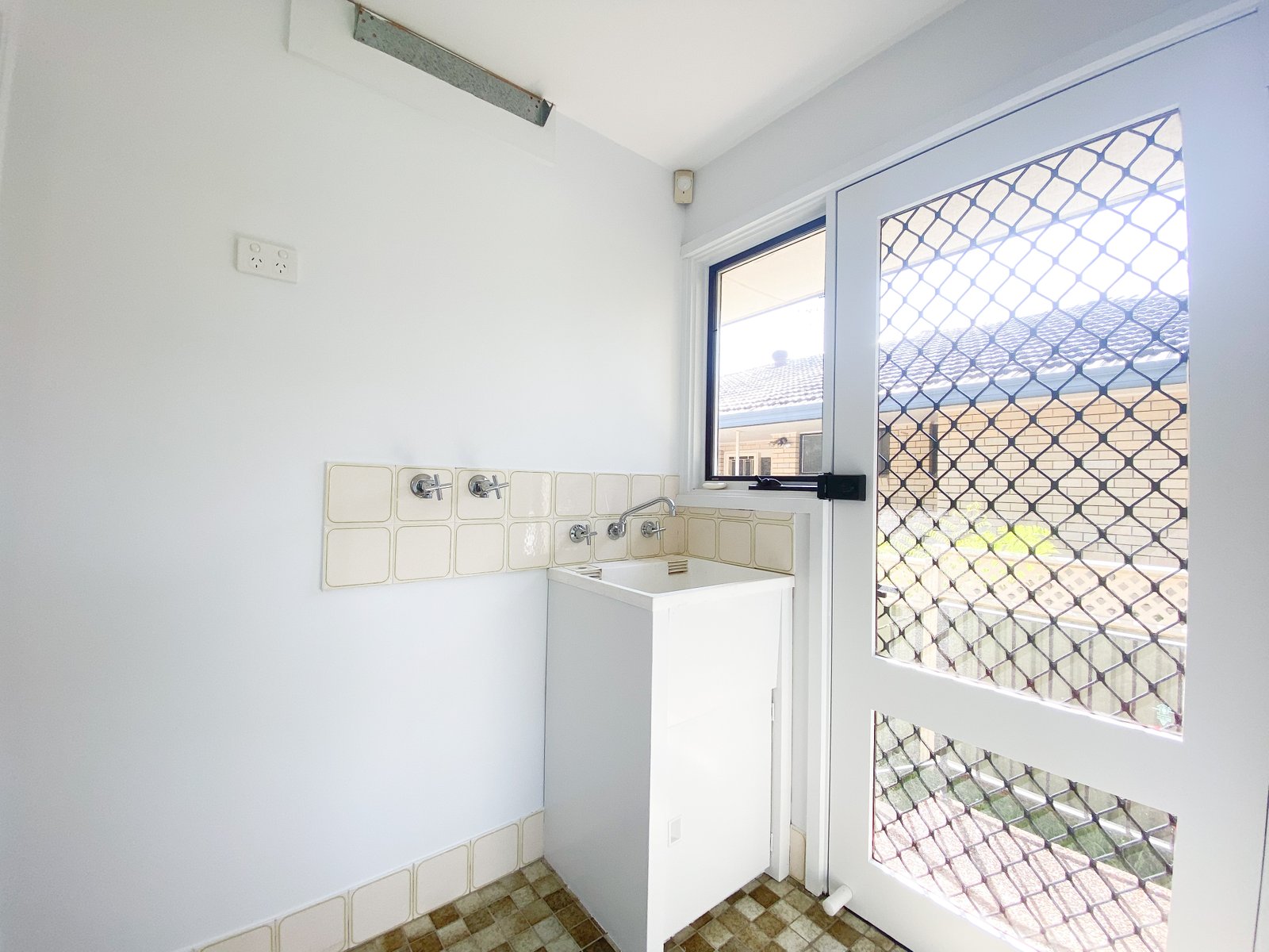 1/10 Dixon Drive NELSON BAY 21