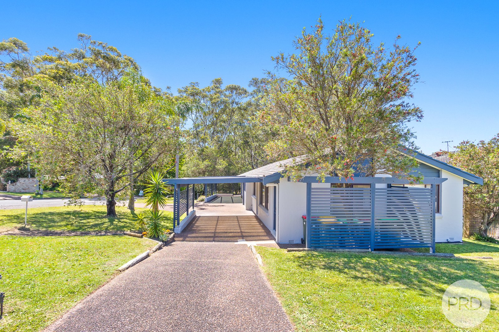 1/10 Dixon Drive NELSON BAY 13