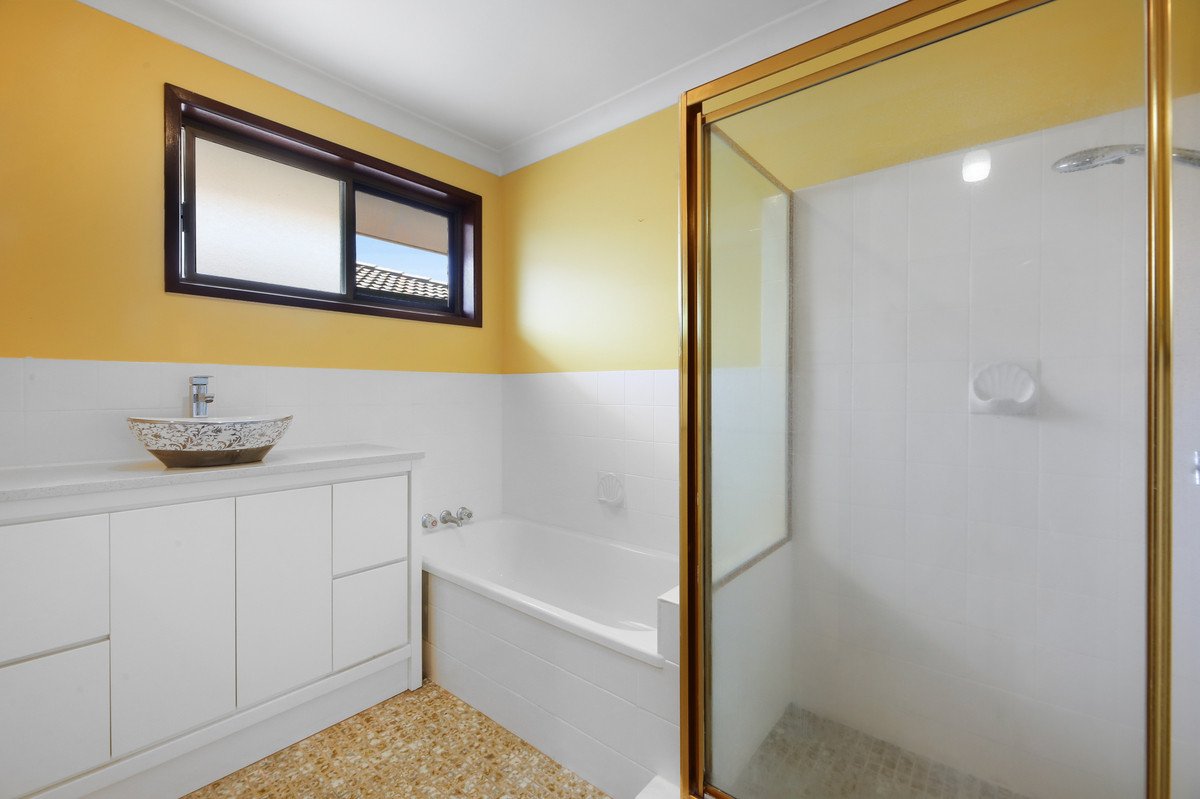 1/10 Doggett Drive Miami 8