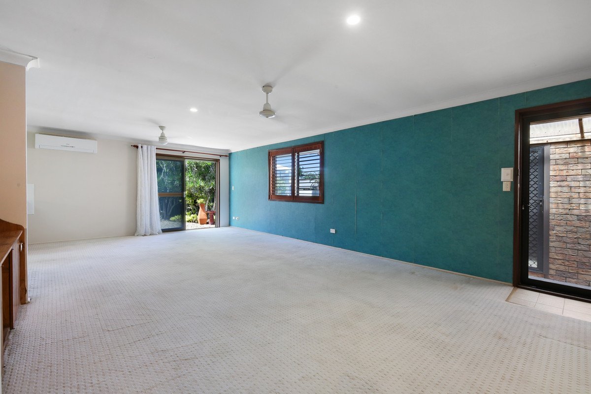 1/10 Doggett Drive Miami 9