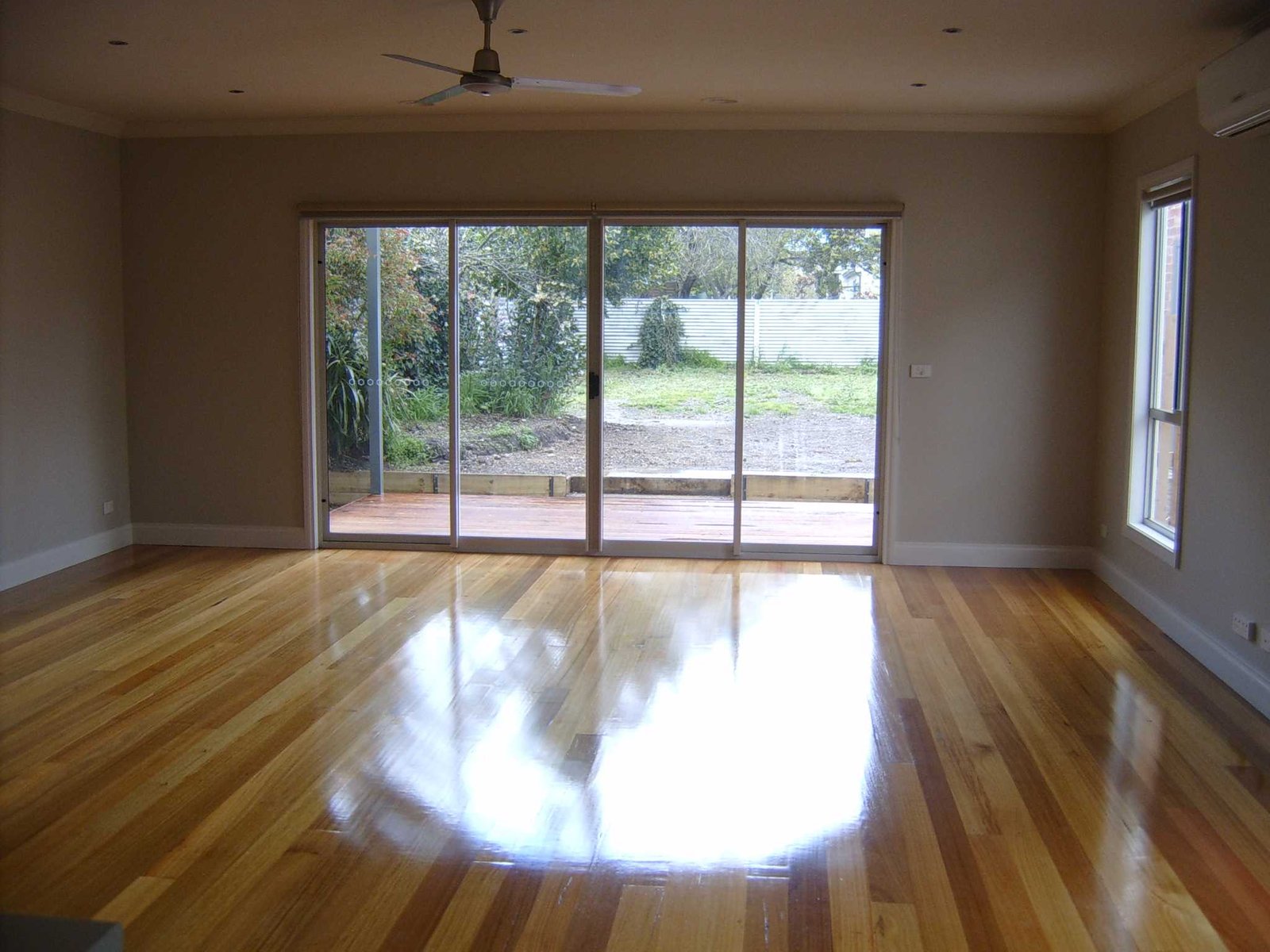 Gallery: 110 Drummond Street South