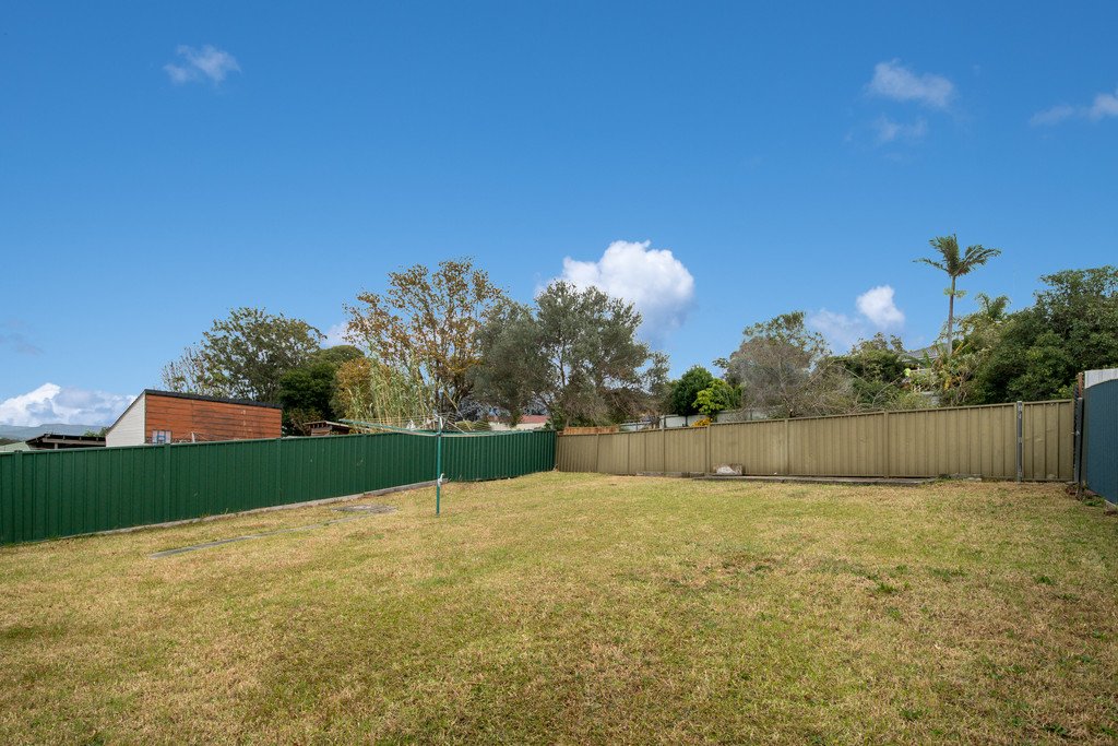 110 Edgeworth Ave  KANAHOOKA 7