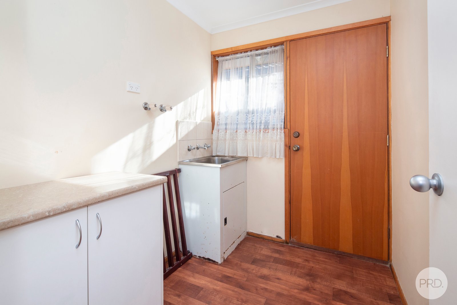110 Edwards Street SEBASTOPOL 9