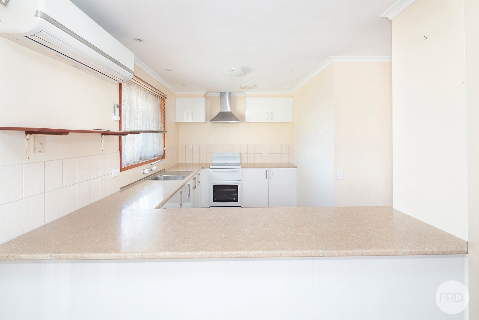 110 Edwards Street SEBASTOPOL 2