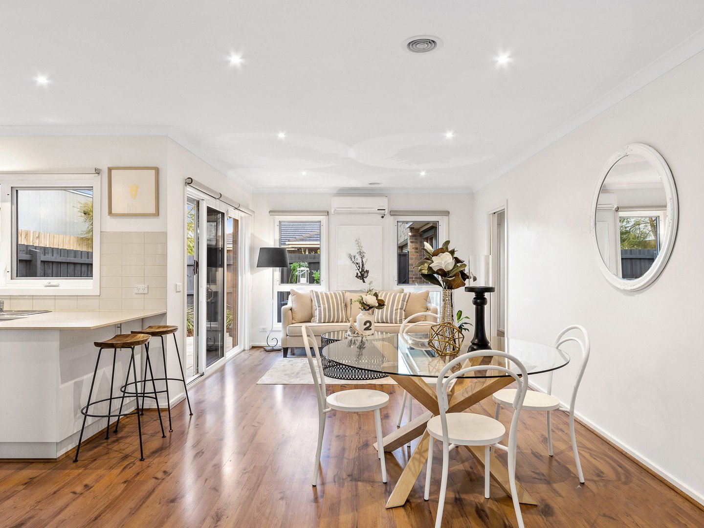 Gallery: 1/10 Enright Street