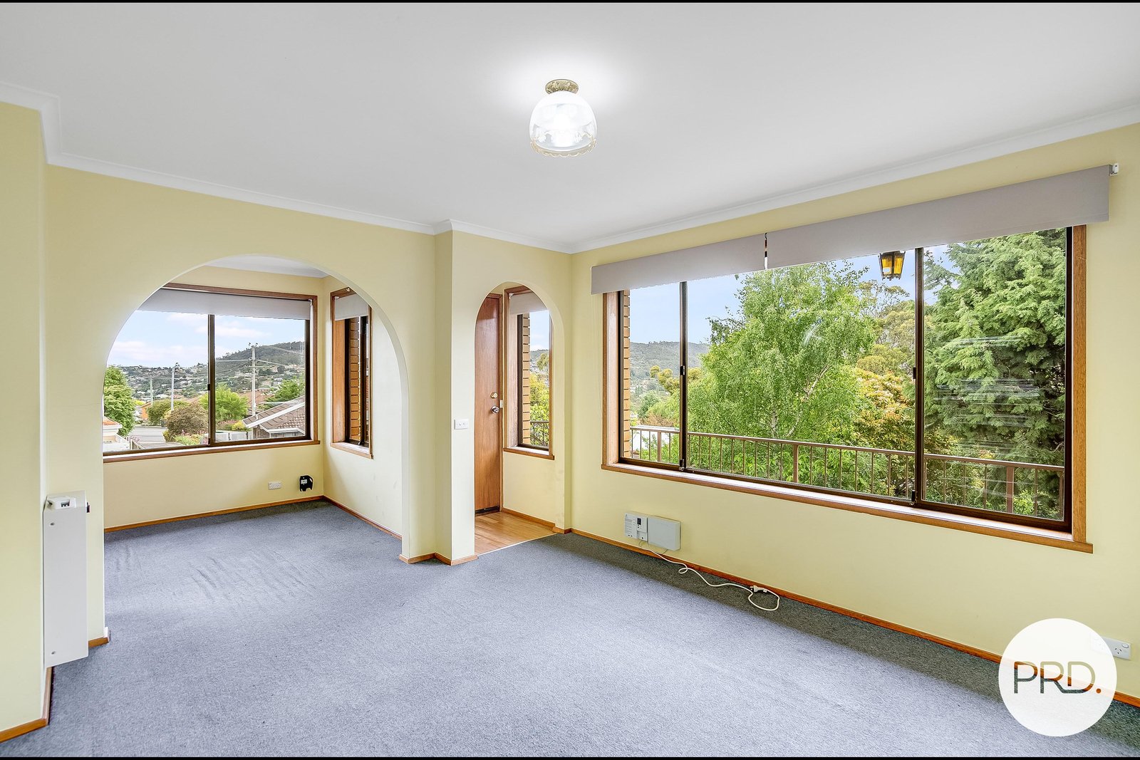 1/10 Firth Road LENAH VALLEY 2