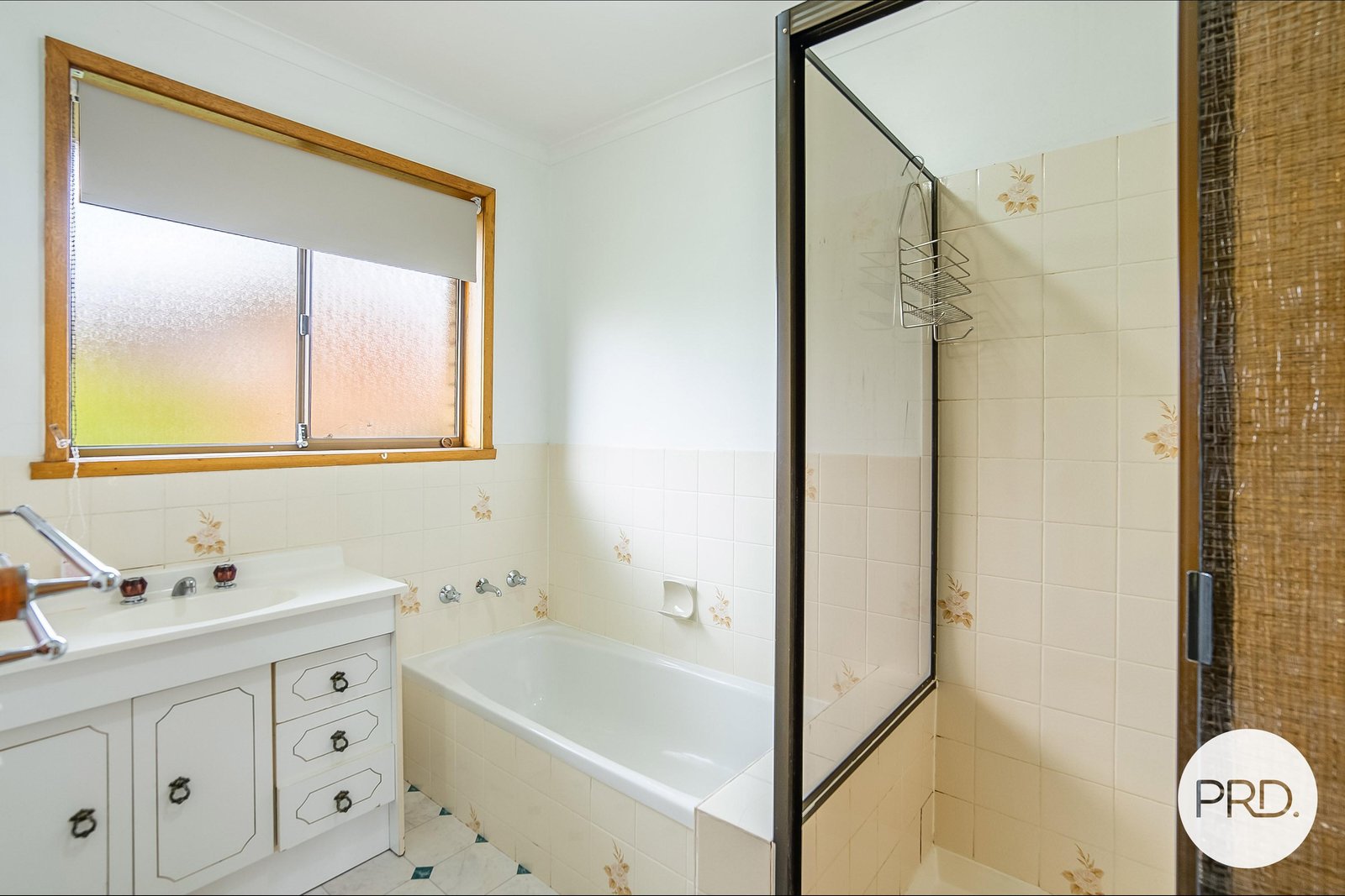 1/10 Firth Road LENAH VALLEY 7