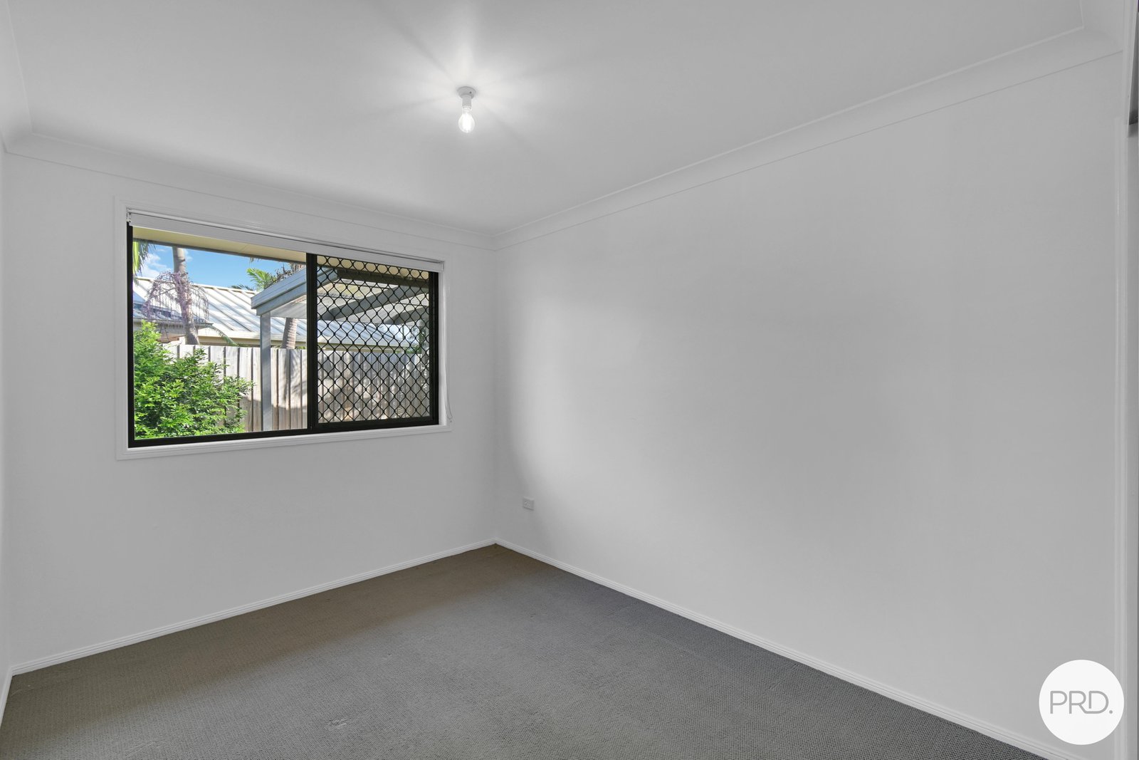 1/10 Forest Oak Crescent BOGANGAR 5