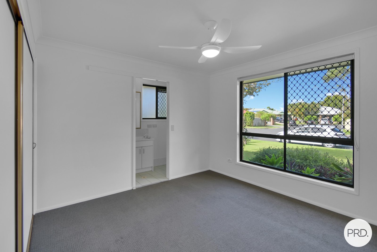 1/10 Forest Oak Crescent BOGANGAR 7