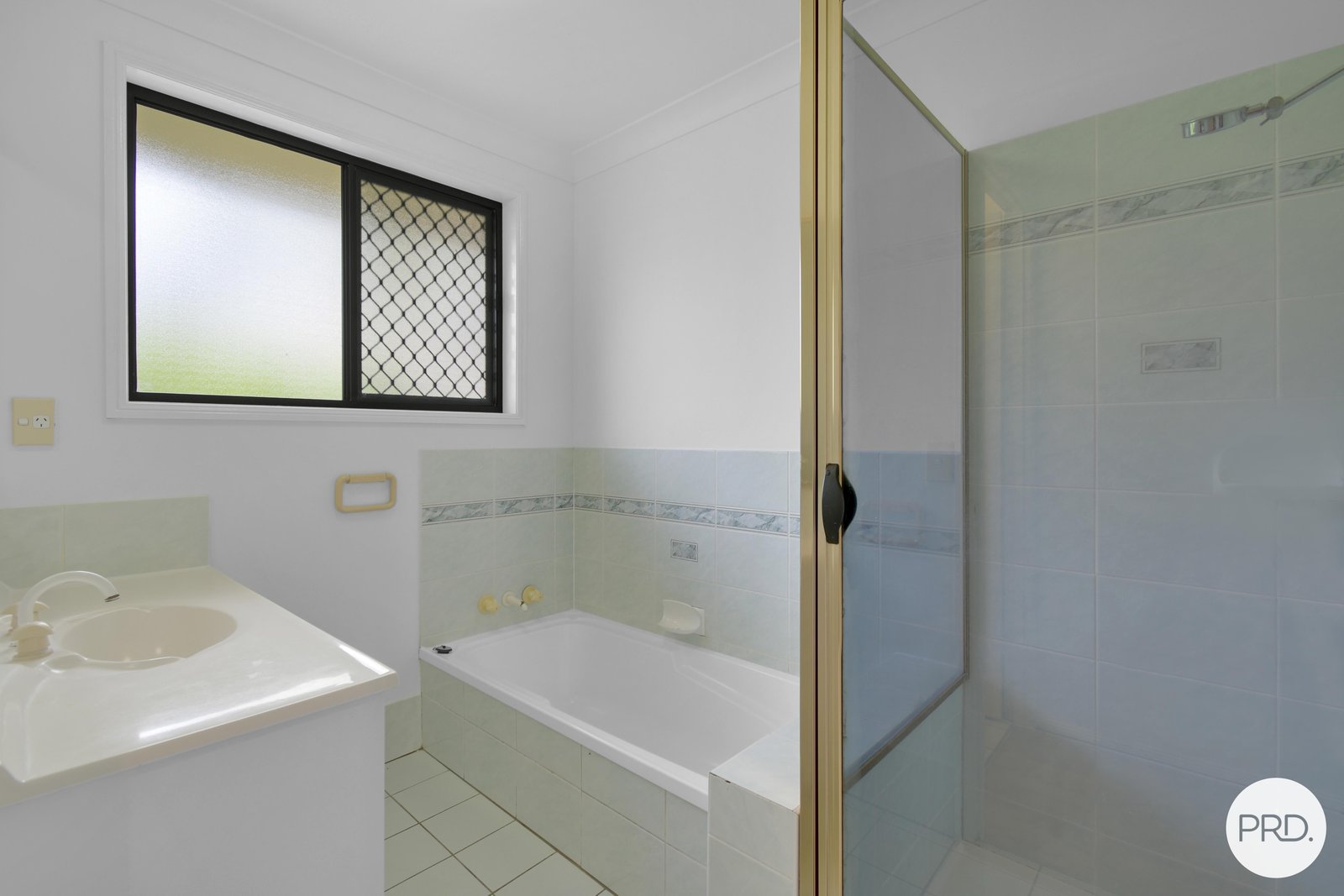 1/10 Forest Oak Crescent BOGANGAR 8