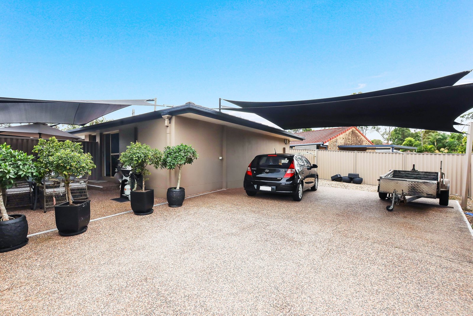 1/10 Galloway Drive ASHMORE 9