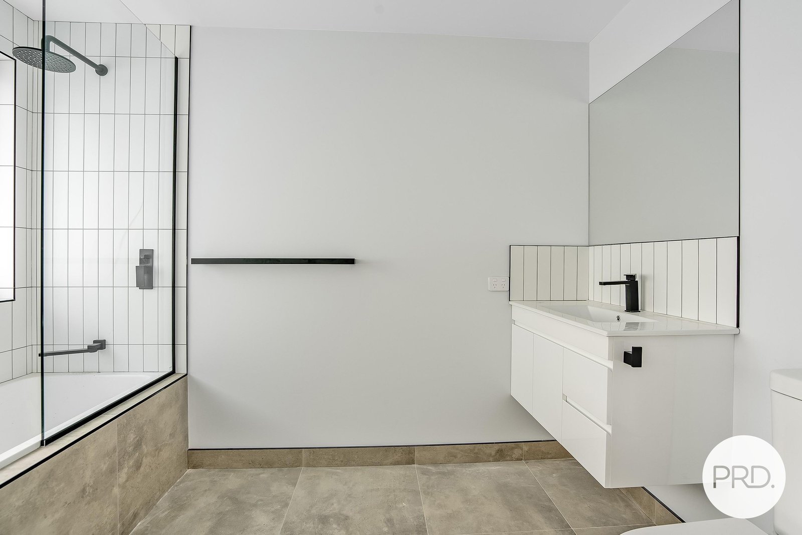 1/10 Garrett Court OAKDOWNS 9