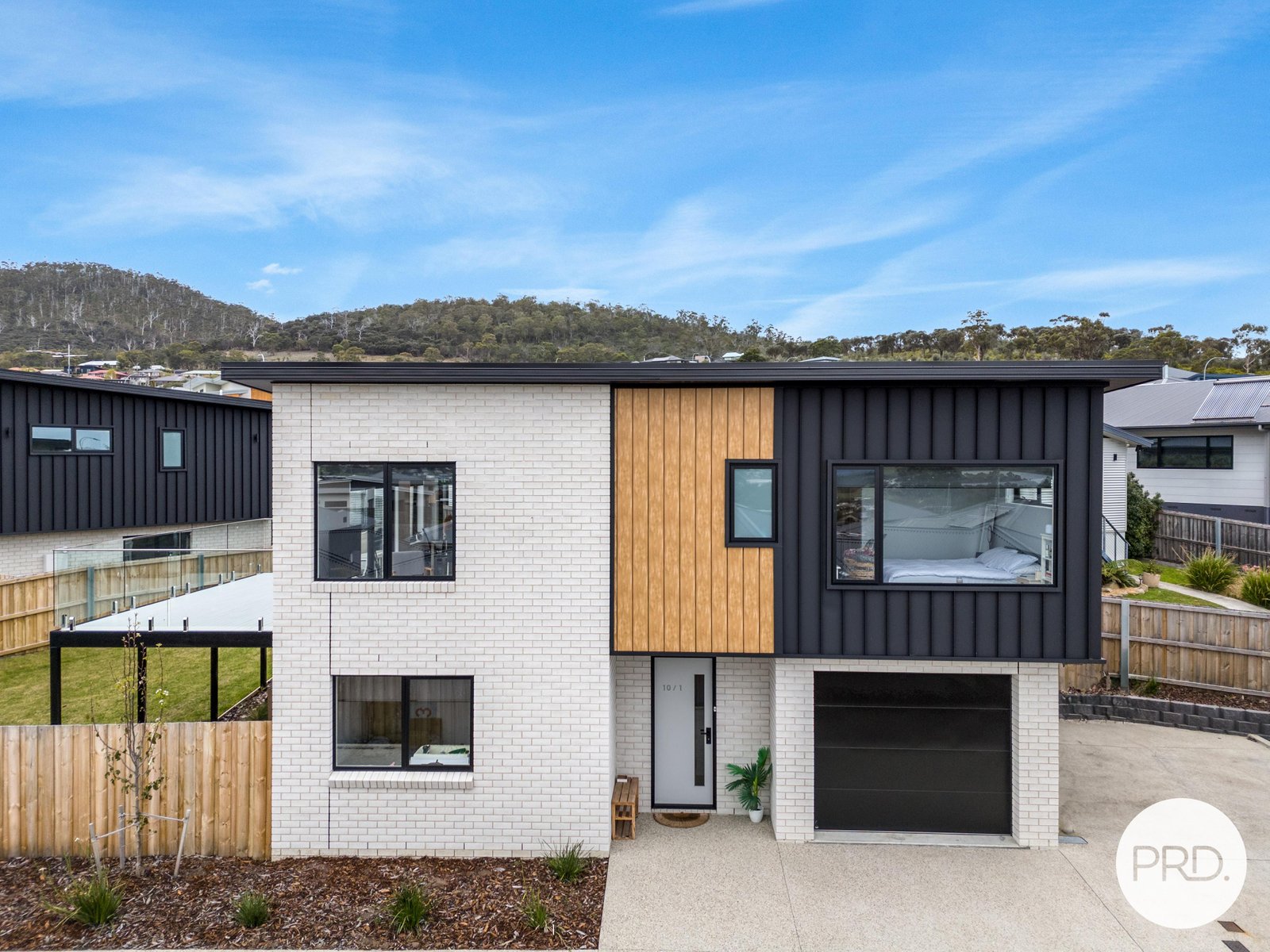 1/10 Garrett Court OAKDOWNS 10