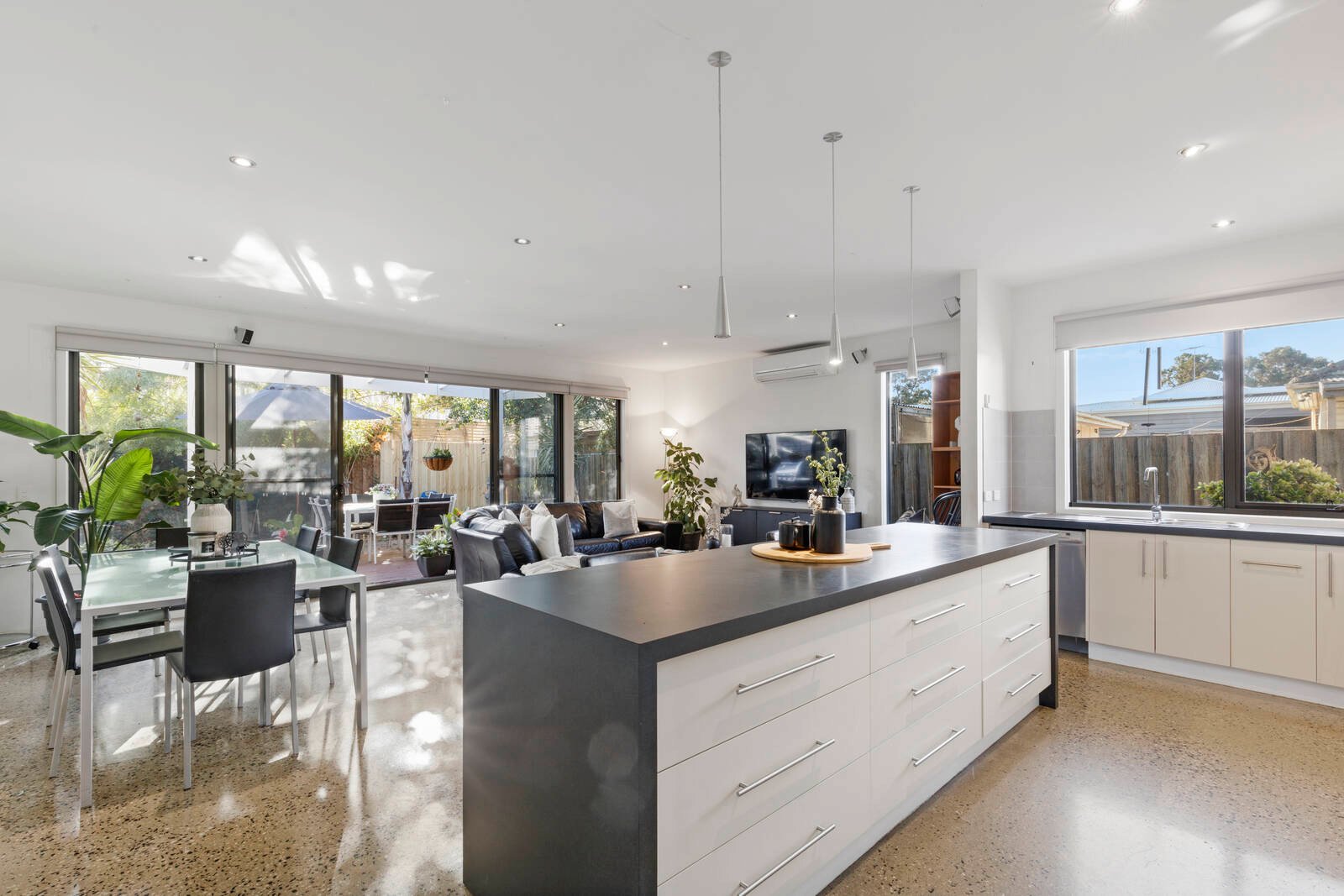 Real Estate and Property in 1/10 Geelong Road, Barwon Heads, VIC