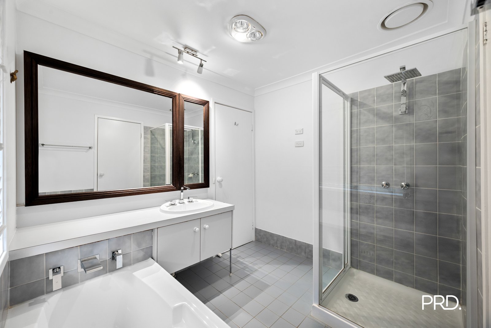 110 Hall Parade HAZELBROOK 8