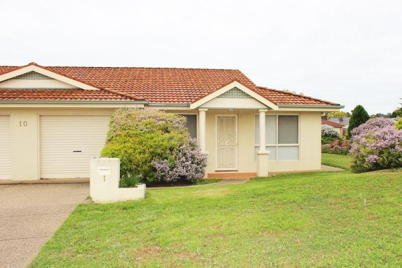 1/10 Kaloona Drive BOURKELANDS 1