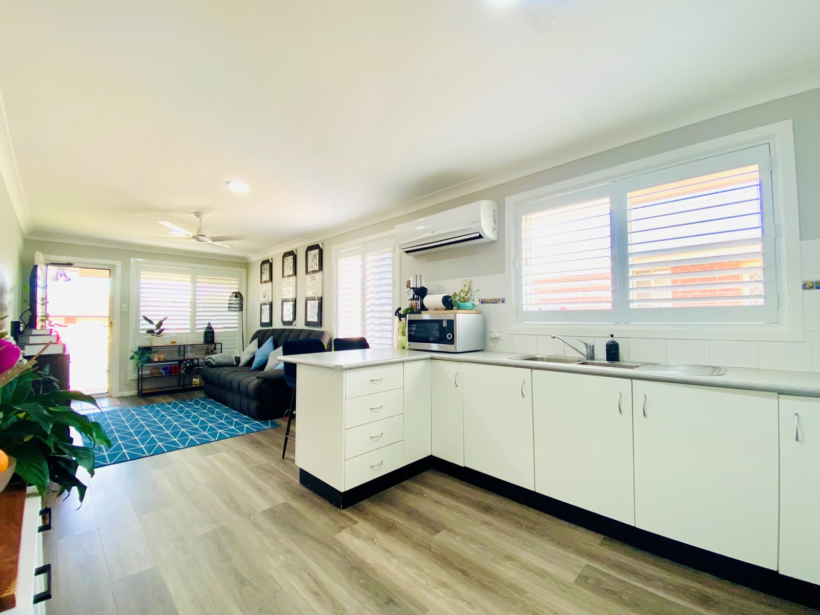 1/10 Karwin Street TAMWORTH 6