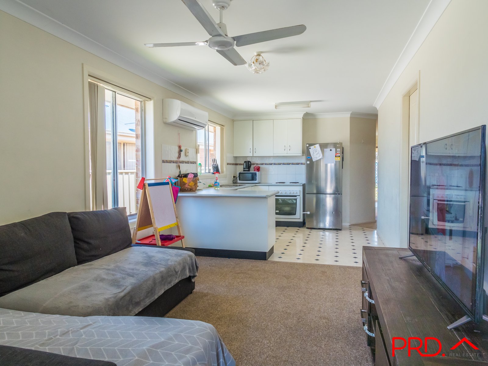 1/10 Karwin Street TAMWORTH 2