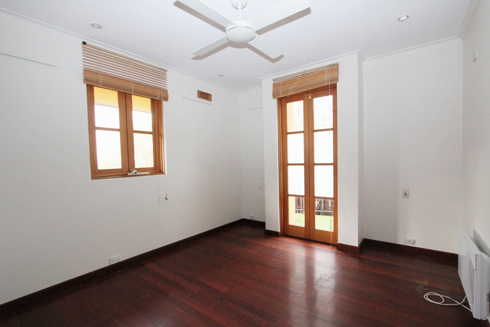 Real Estate and Property in 1/10 Kendall Street, Elwood, VIC