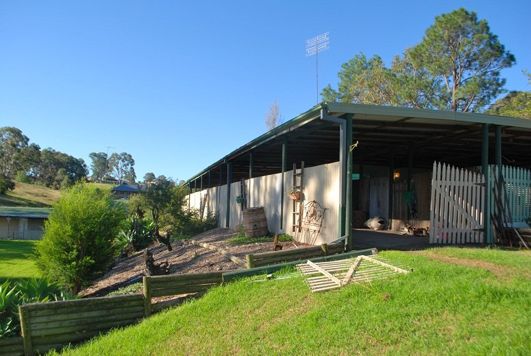 110 Kerrs Road MOUNT VERNON 2