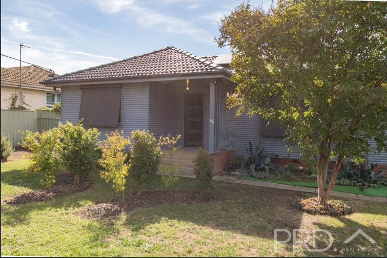 110 Lambie Street TUMUT 2