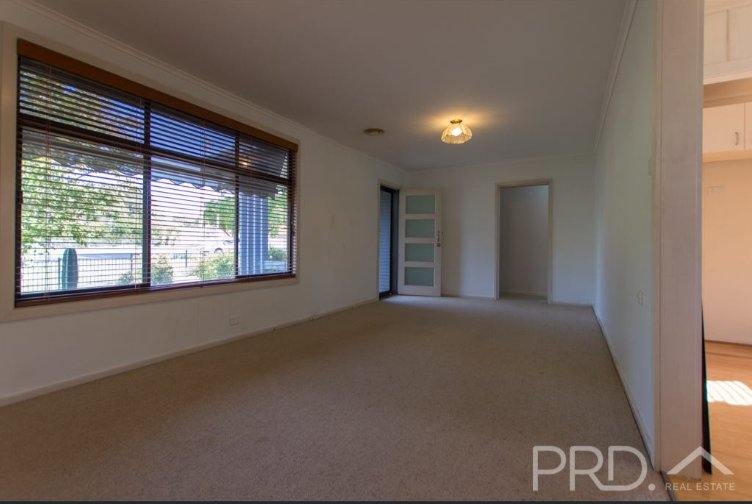 110 Lambie Street TUMUT 4
