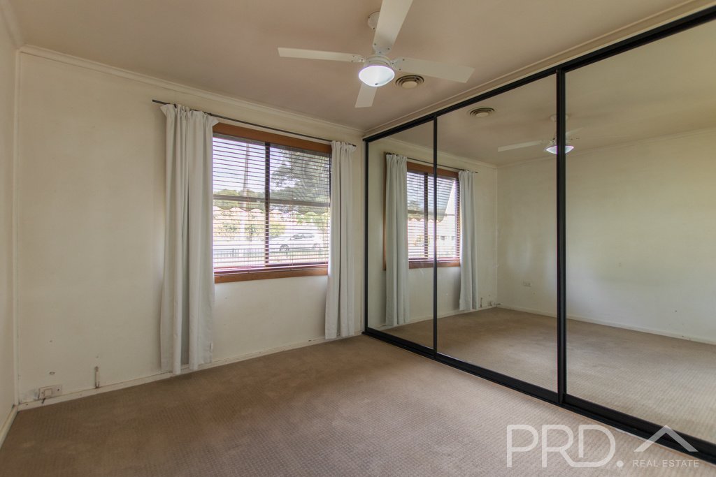 110 Lambie Street TUMUT 5