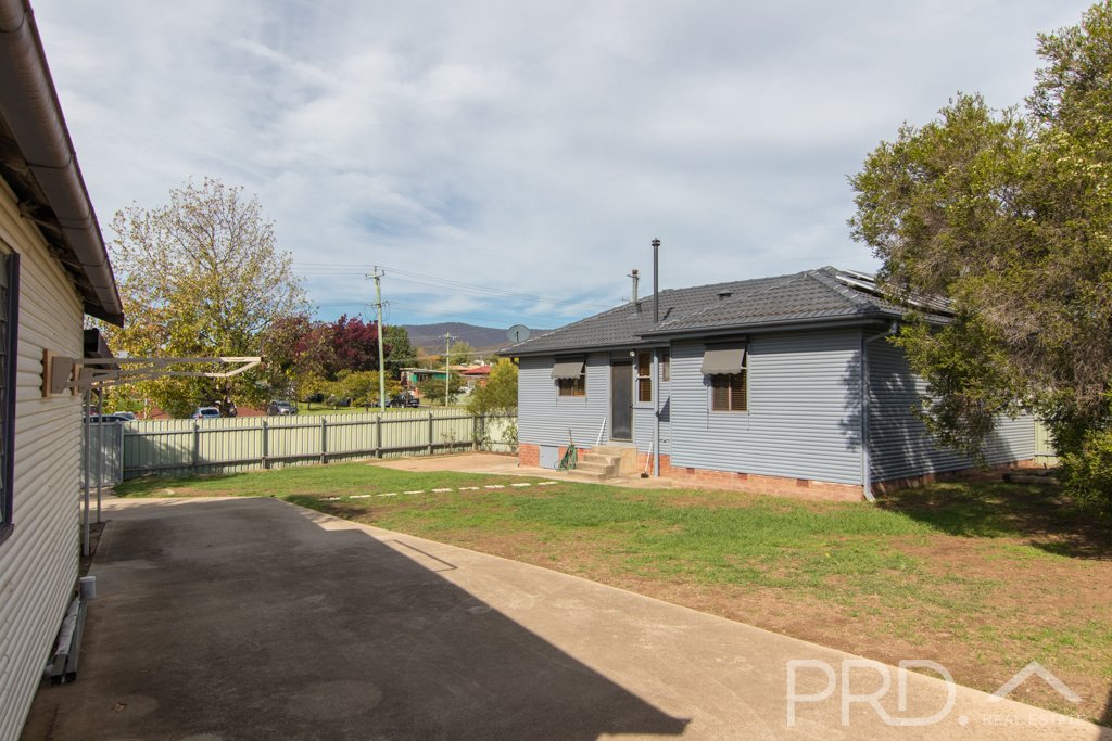 110 Lambie Street TUMUT 10