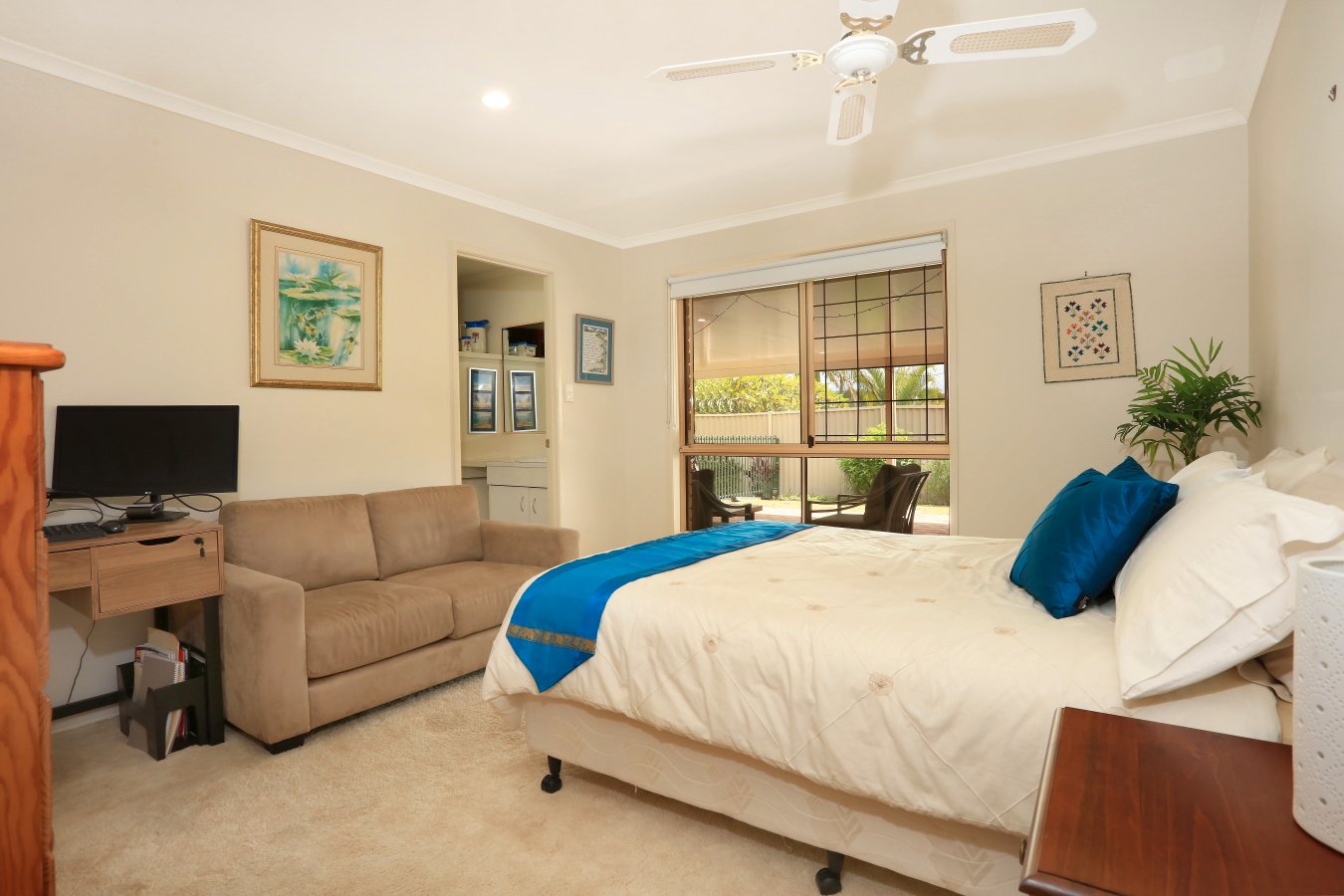 110 Macquarie Avenue MOLENDINAR 14