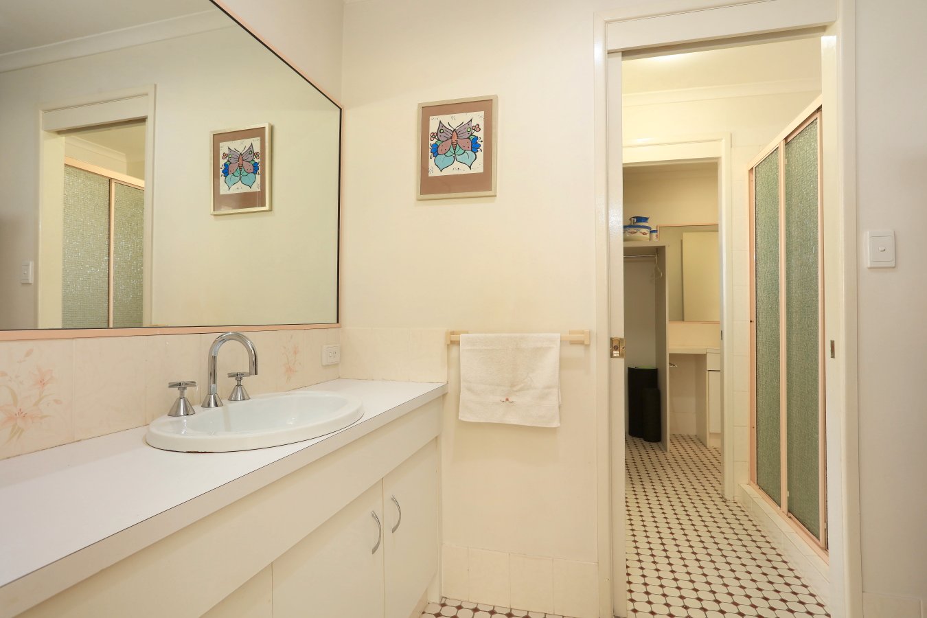 110 Macquarie Avenue MOLENDINAR 17