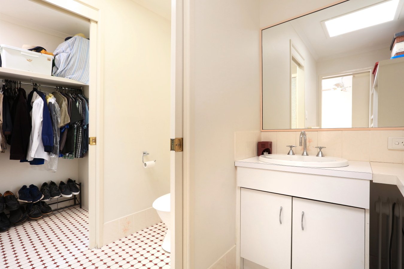 110 Macquarie Avenue MOLENDINAR 11