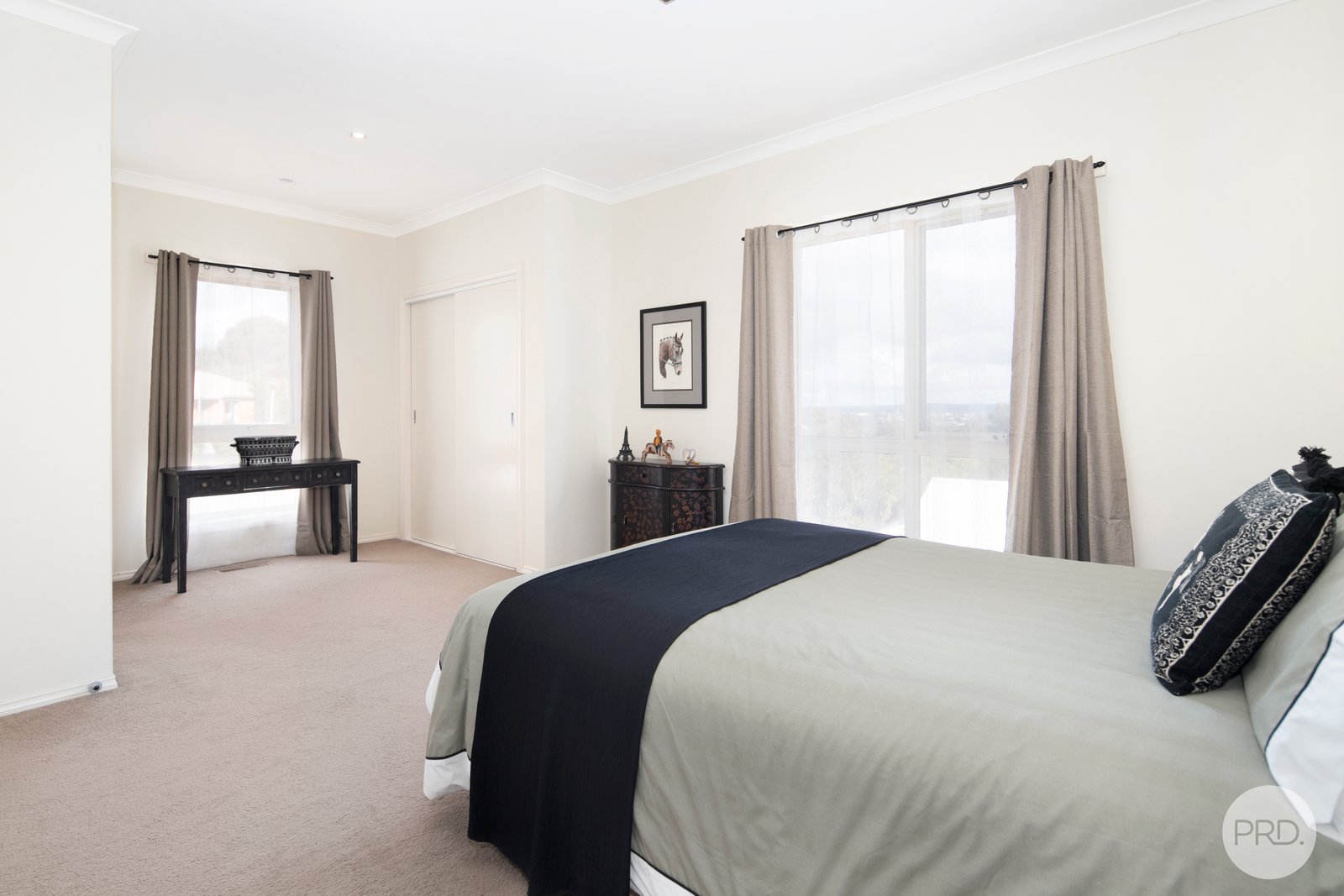 1/10 Manna Gum Heights MOUNT PLEASANT 7