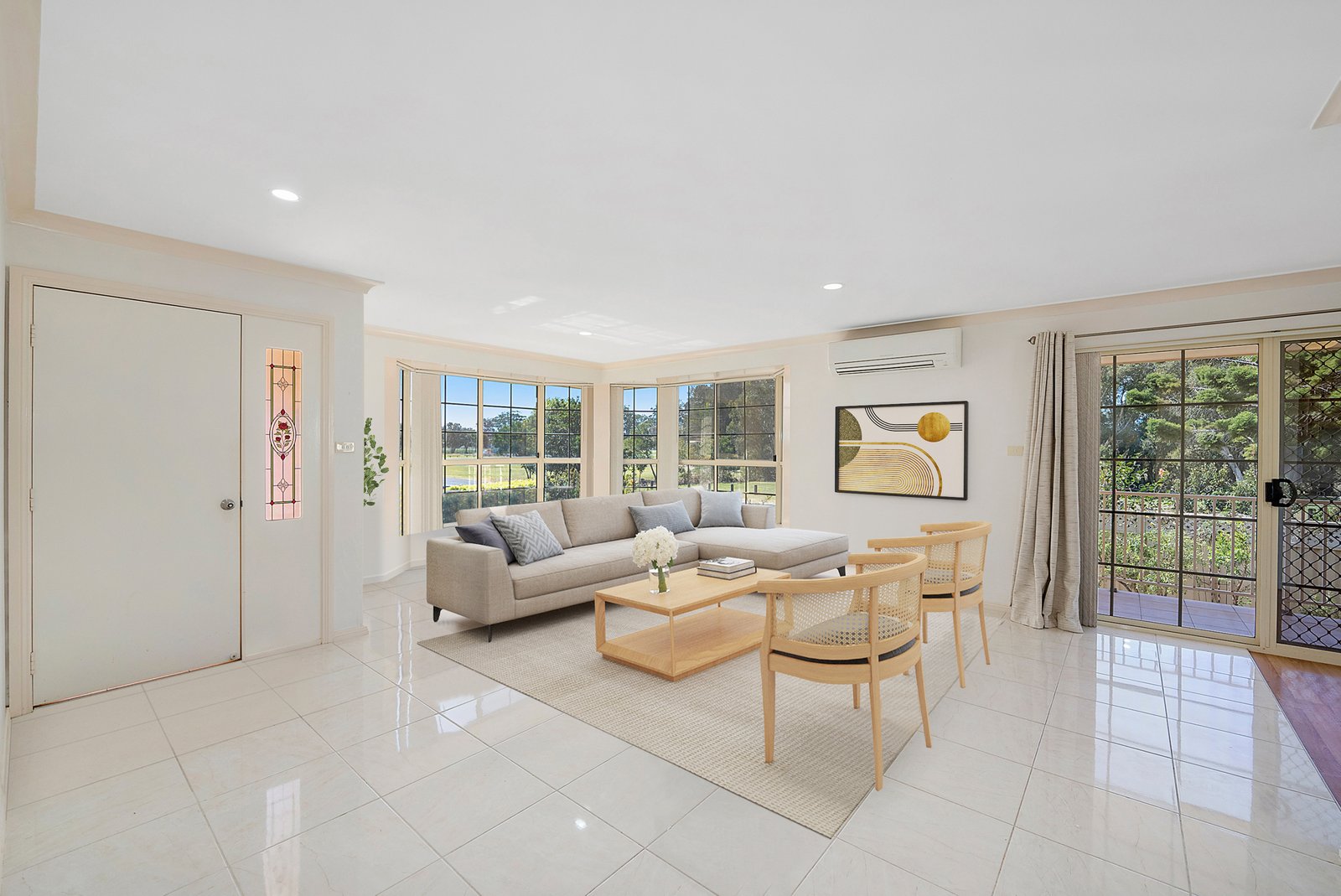 1/10 Mclennan Street LAURIETON 2