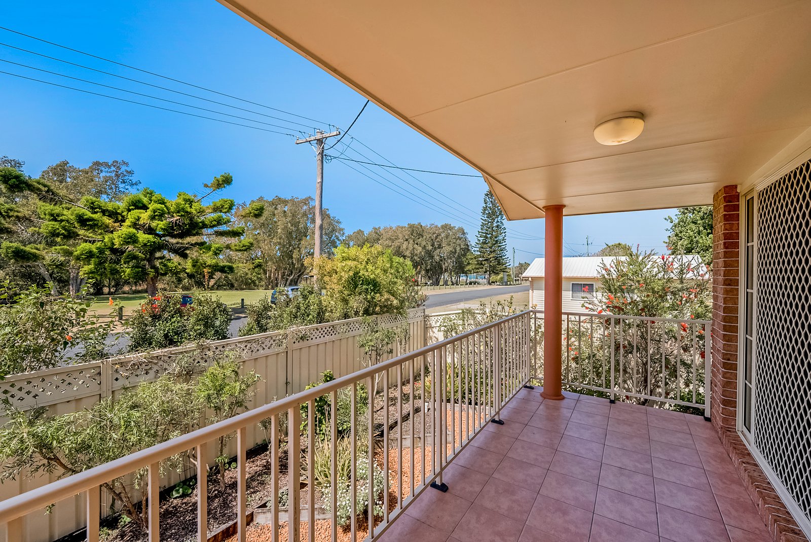 1/10 Mclennan Street LAURIETON 10