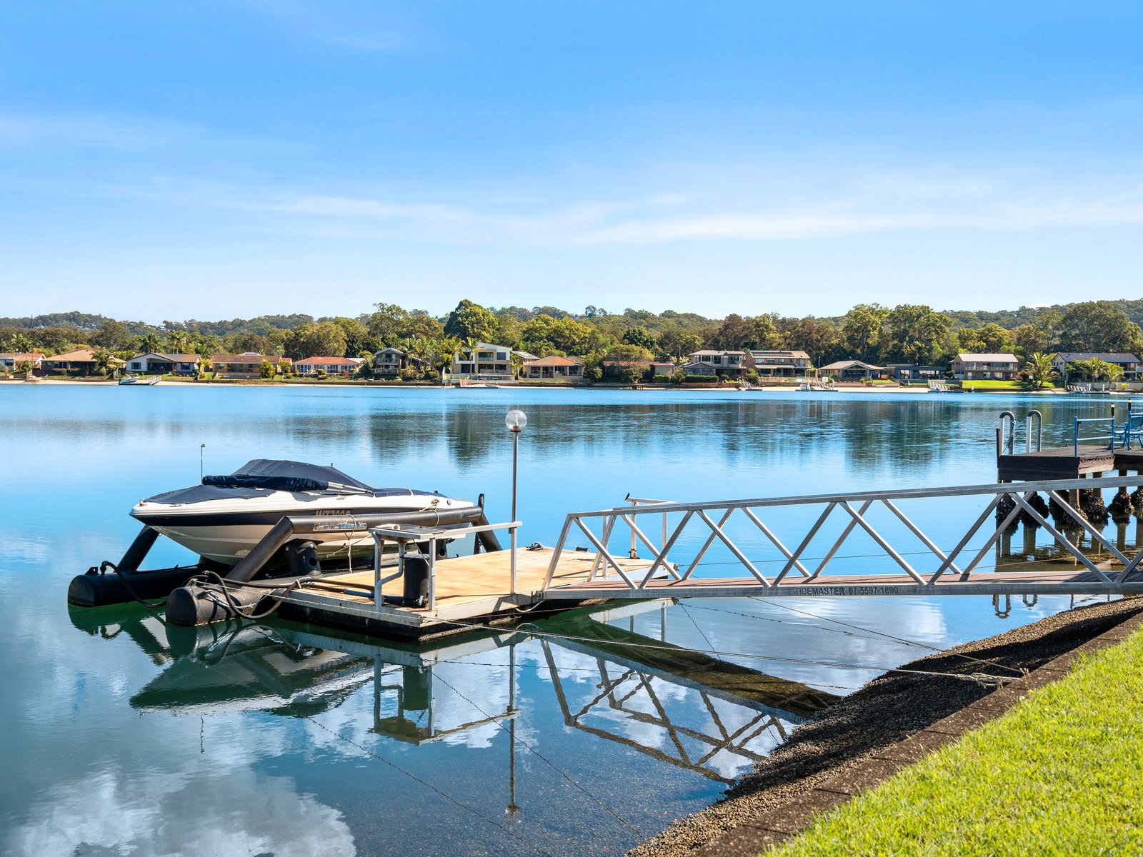 110 Melaleuca Drive PALM BEACH 7