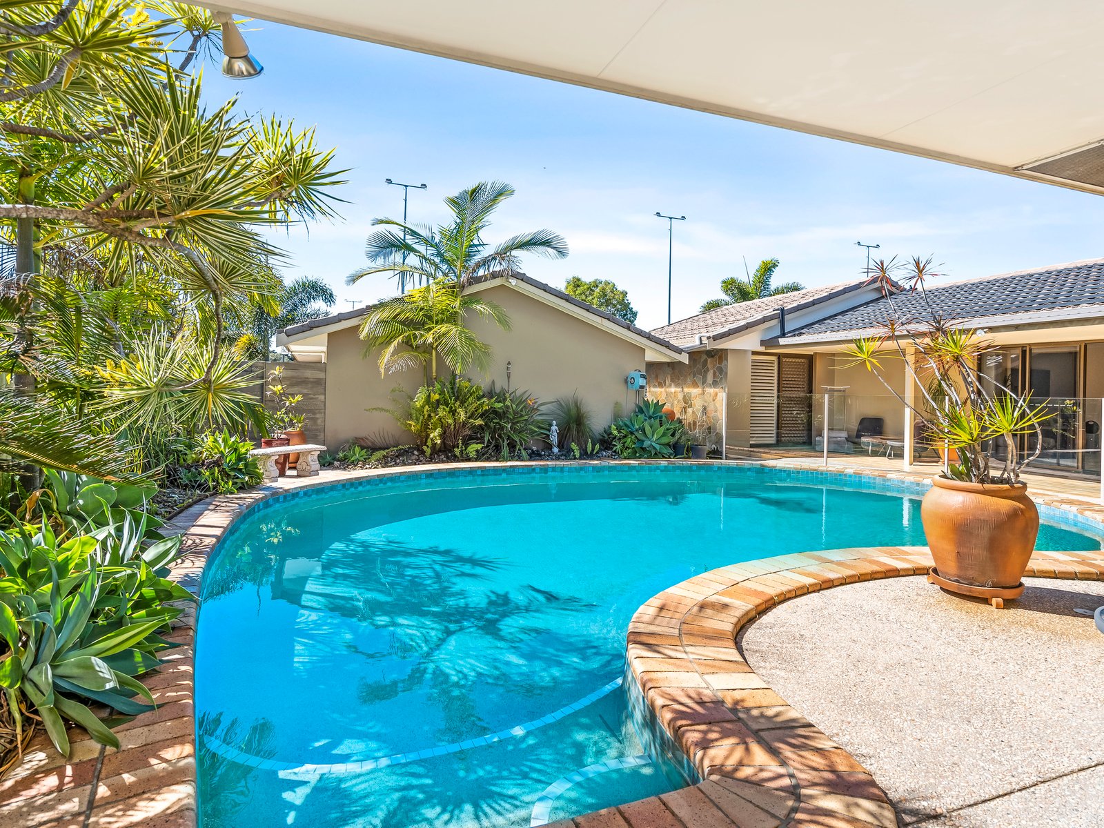 110 Melaleuca Drive PALM BEACH 12