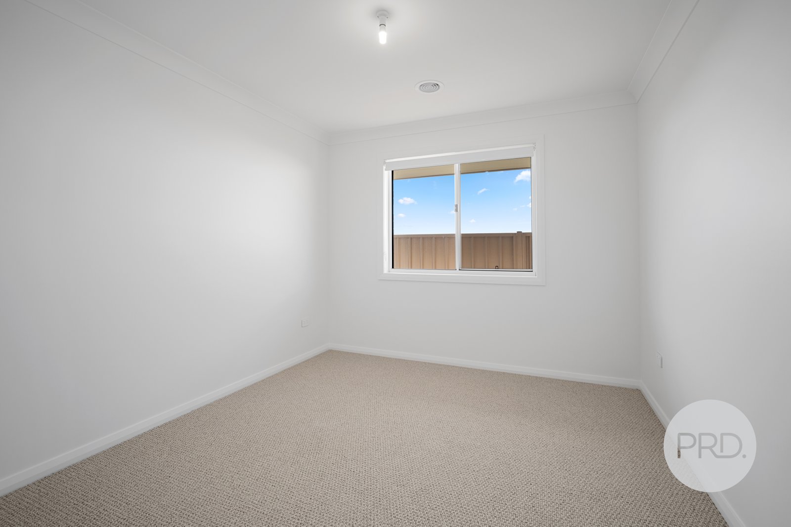 1/10 Mitta Mitta Place GOBBAGOMBALIN 16