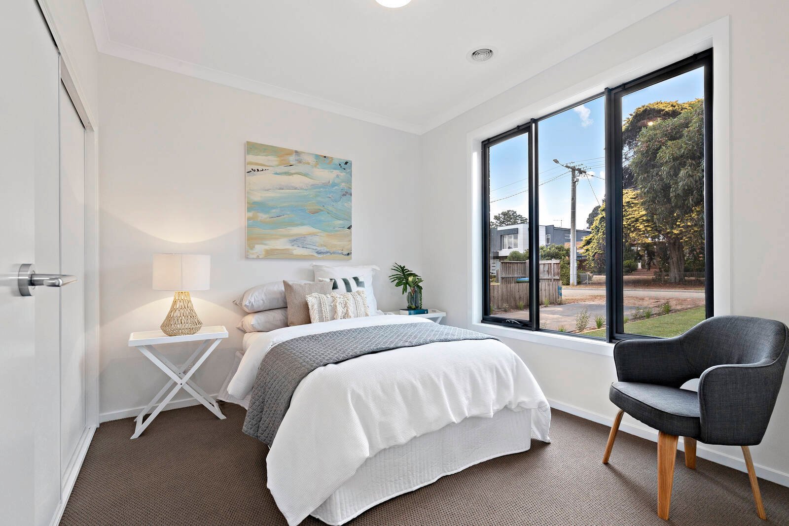 Real Estate and Property in 1/10 Moorfield Avenue, Rosebud, VIC