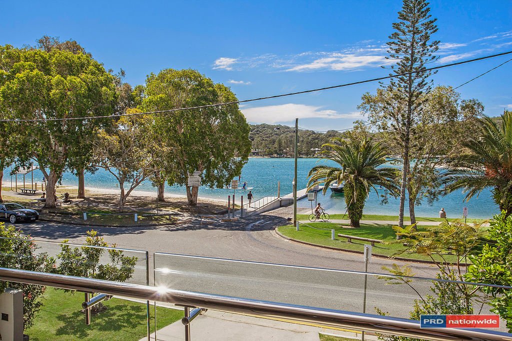1/10 Murlong Crescent PALM BEACH 2