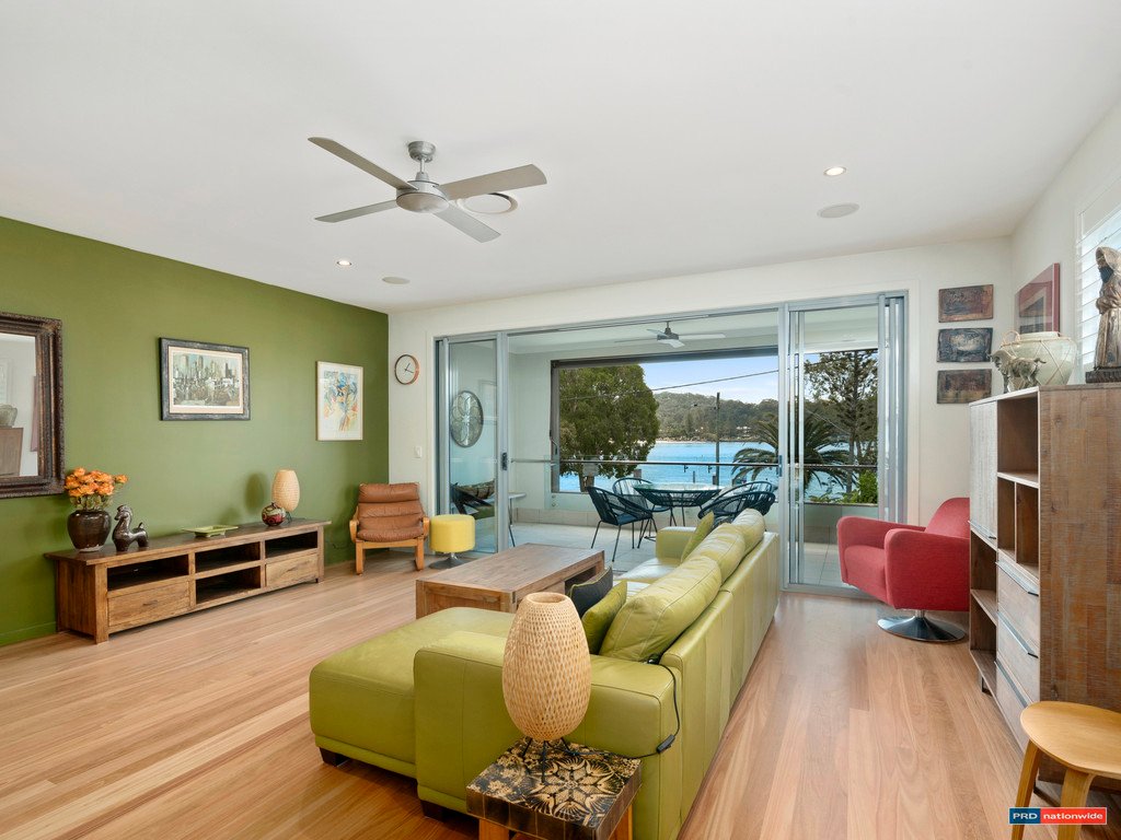 1/10 Murlong Crescent PALM BEACH 5