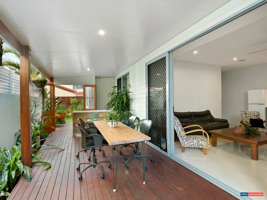 1/10 Murlong Crescent PALM BEACH 12